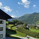 Appartement Gokaprun Mit Blick Auf Berge Kaprun