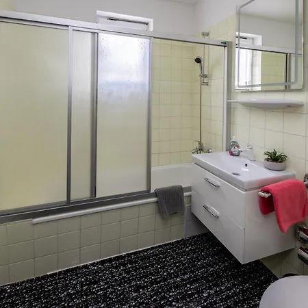 Gokaprun Mit Blick Auf Berge דירה *